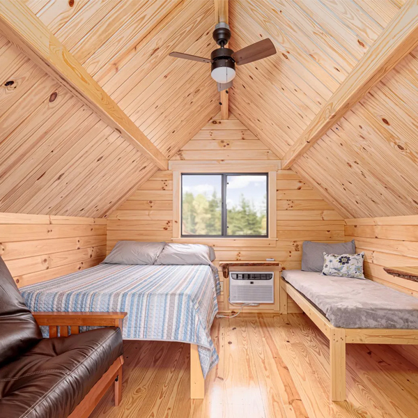 Sleepy-Hollow-Camp-Glamping-Pod-1