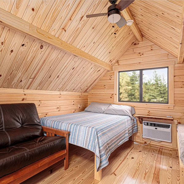 Sleepy-Hollow-Camp-Glamping-Pod-3